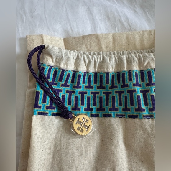 Tory Burch Tote - Picture 3 of 9